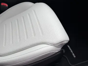 MERCEDES-BENZ C 300d AMG BURMESTER