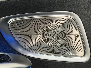 MERCEDES-BENZ C 300d AMG BURMESTER