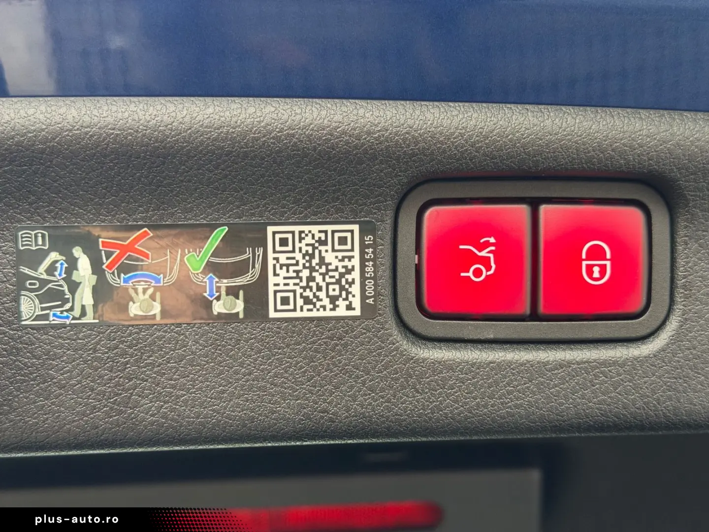 MERCEDES-BENZ C 300d AMG BURMESTER