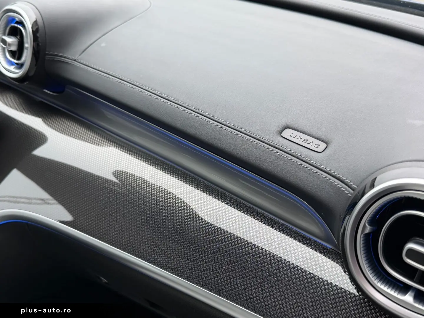 MERCEDES-BENZ C 300d AMG BURMESTER