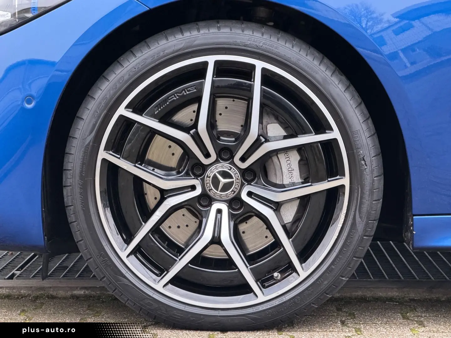 MERCEDES-BENZ C 300d AMG BURMESTER