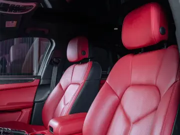 PORSCHE Macan S BOSE Pneumo Pano Sport Chrono ACC