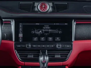 PORSCHE Macan S BOSE Pneumo Pano Sport Chrono ACC