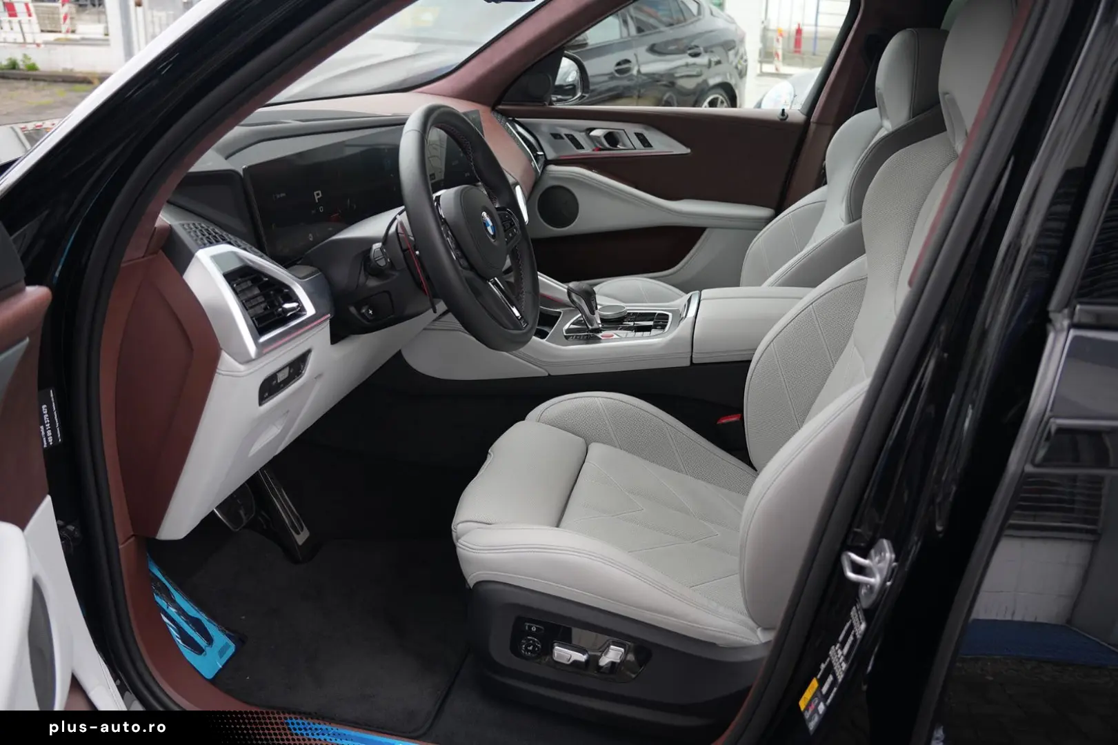 BMW XM  BLACK EDITION