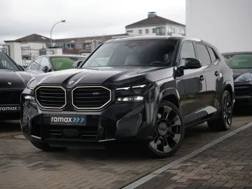 BMW XM  BLACK EDITION