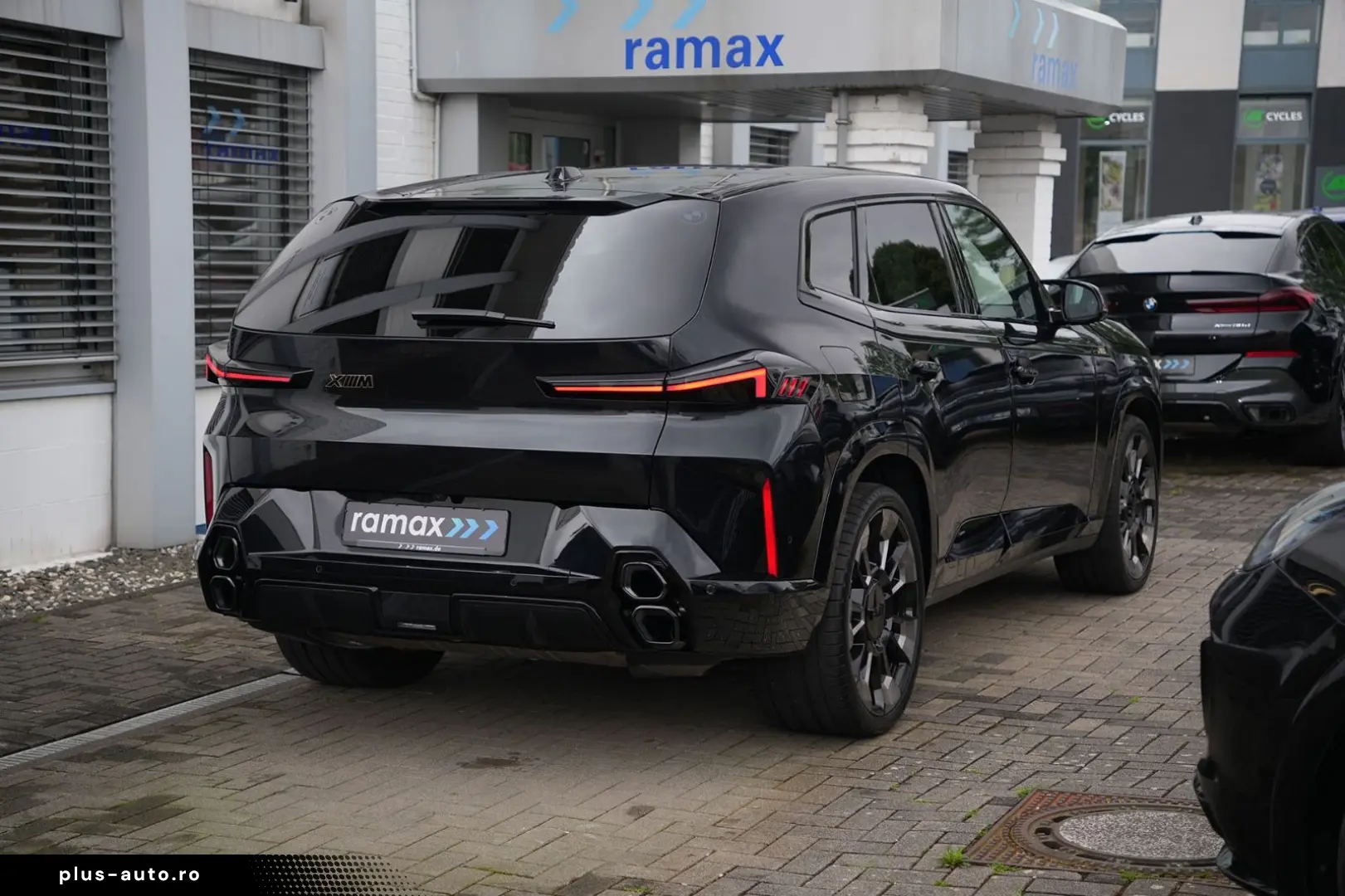 BMW XM  BLACK EDITION