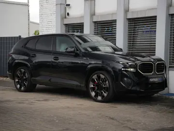 BMW XM  BLACK EDITION