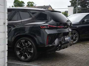 BMW XM  BLACK EDITION