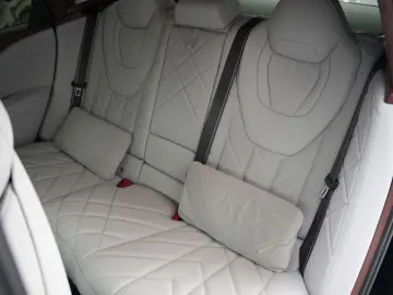 BMW XM  BLACK EDITION