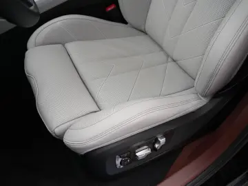 BMW XM  BLACK EDITION