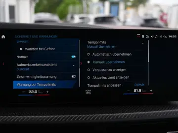 BMW XM  BLACK EDITION