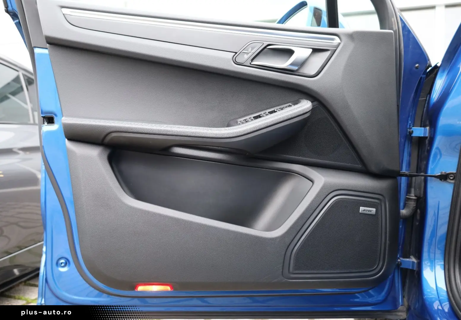 PORSCHE Macan 2.0 AWD TOTW SPUR 4xSHZ BOSÉ PANO TEMP R19