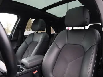 PORSCHE Macan 2.0 AWD TOTW SPUR 4xSHZ BOSÉ PANO TEMP R19