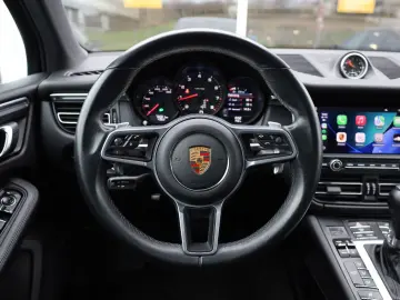 PORSCHE Macan 2.0 AWD TOTW SPUR 4xSHZ BOSÉ PANO TEMP R19