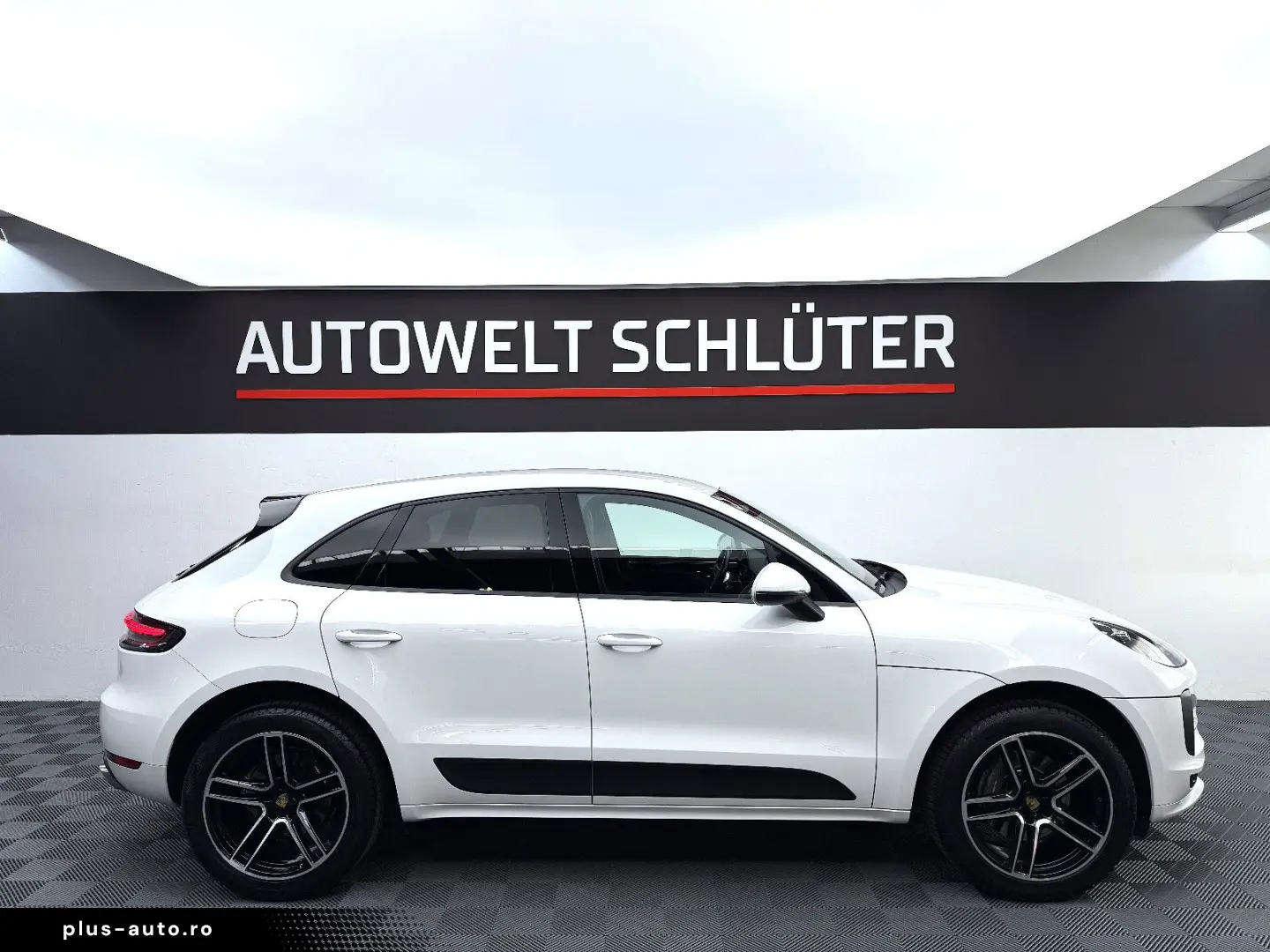 PORSCHE Macan 2.0 AWD Autom Navi LED KAM Leder Bicolor