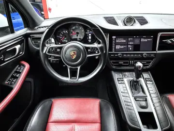 PORSCHE Macan 2.0 AWD Autom Navi LED KAM Leder Bicolor