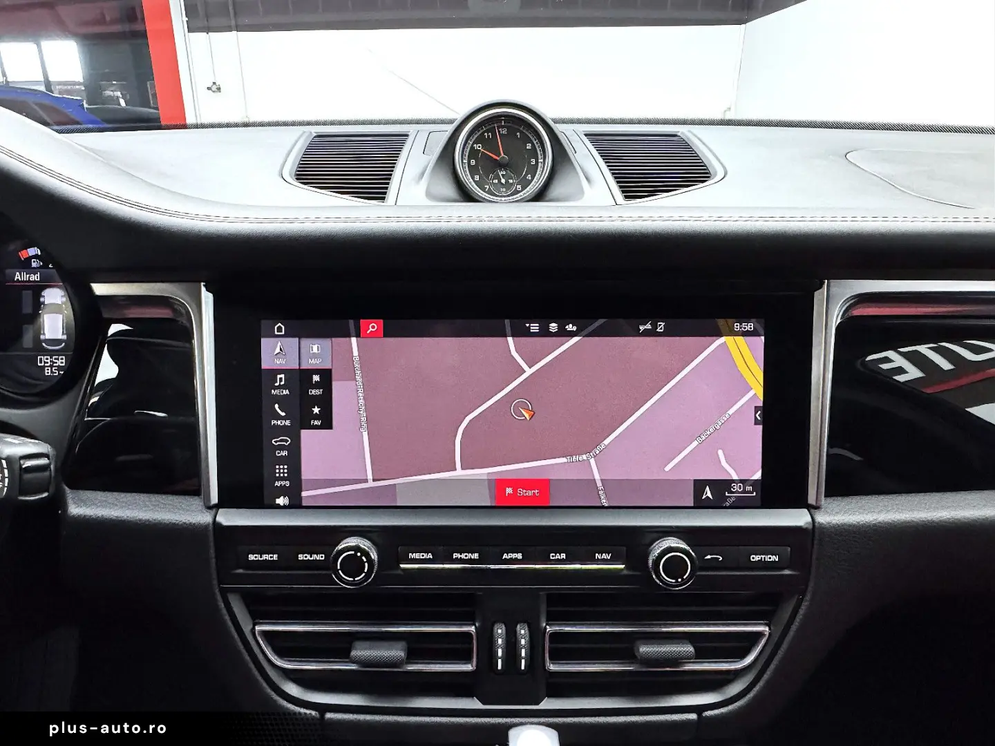 PORSCHE Macan 2.0 AWD Autom Navi LED KAM Leder Bicolor