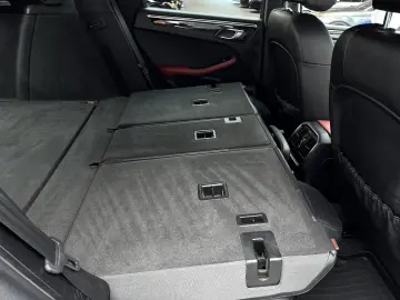 PORSCHE Macan 2.0 AWD Autom Navi LED KAM Leder Bicolor