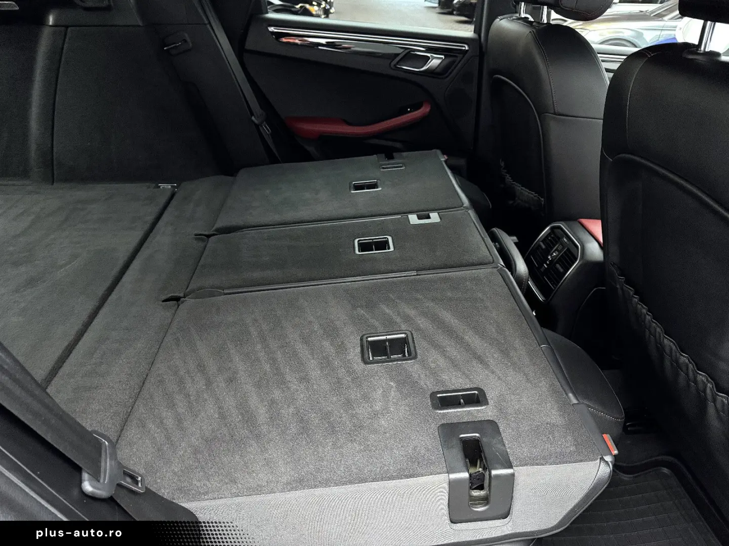 PORSCHE Macan 2.0 AWD Autom Navi LED KAM Leder Bicolor