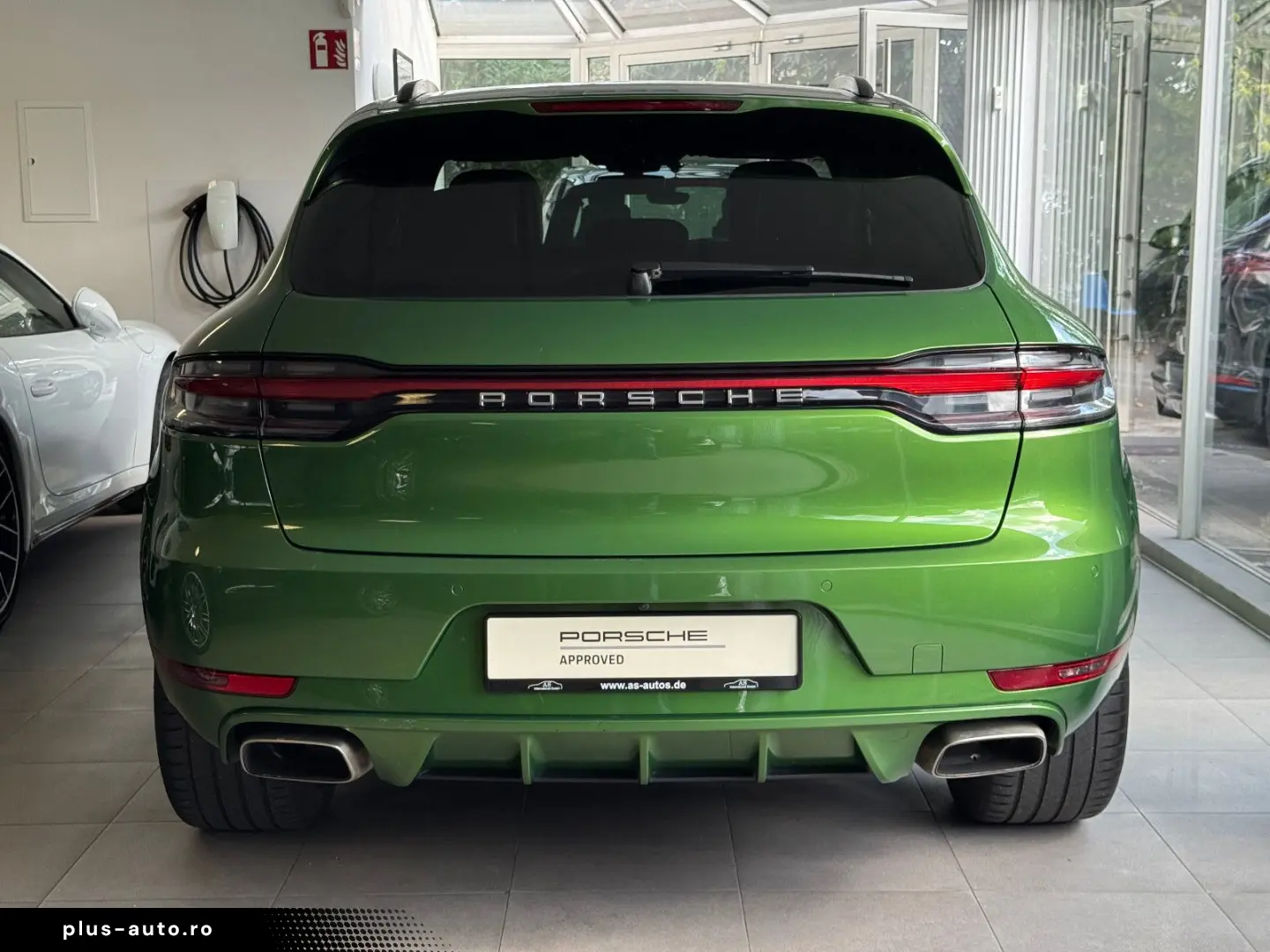 PORSCHE Macan Sport-Design-Paket 18-Wege Bose LED R20