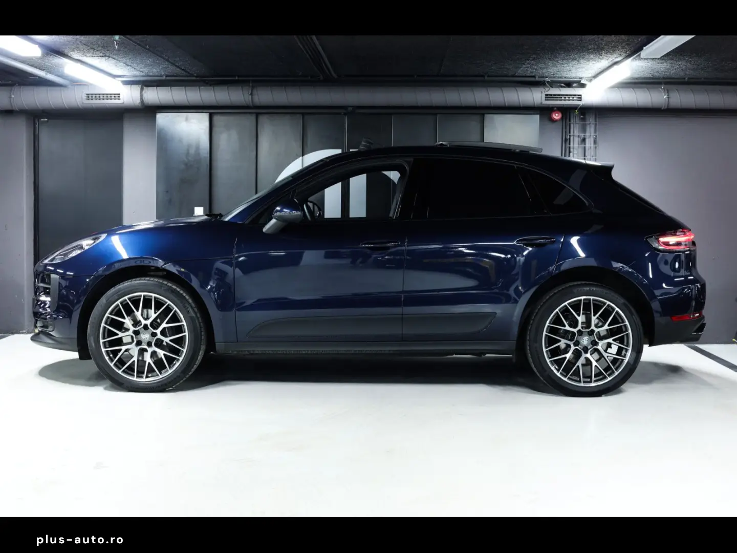 PORSCHE Macan II 2.0 PDK NIGHT BLUE 1 HAND 18W PASM ACC