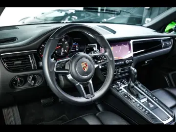 PORSCHE Macan II 2.0 PDK NIGHT BLUE 1 HAND 18W PASM ACC