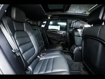 PORSCHE Macan II 2.0 PDK NIGHT BLUE 1 HAND 18W PASM ACC