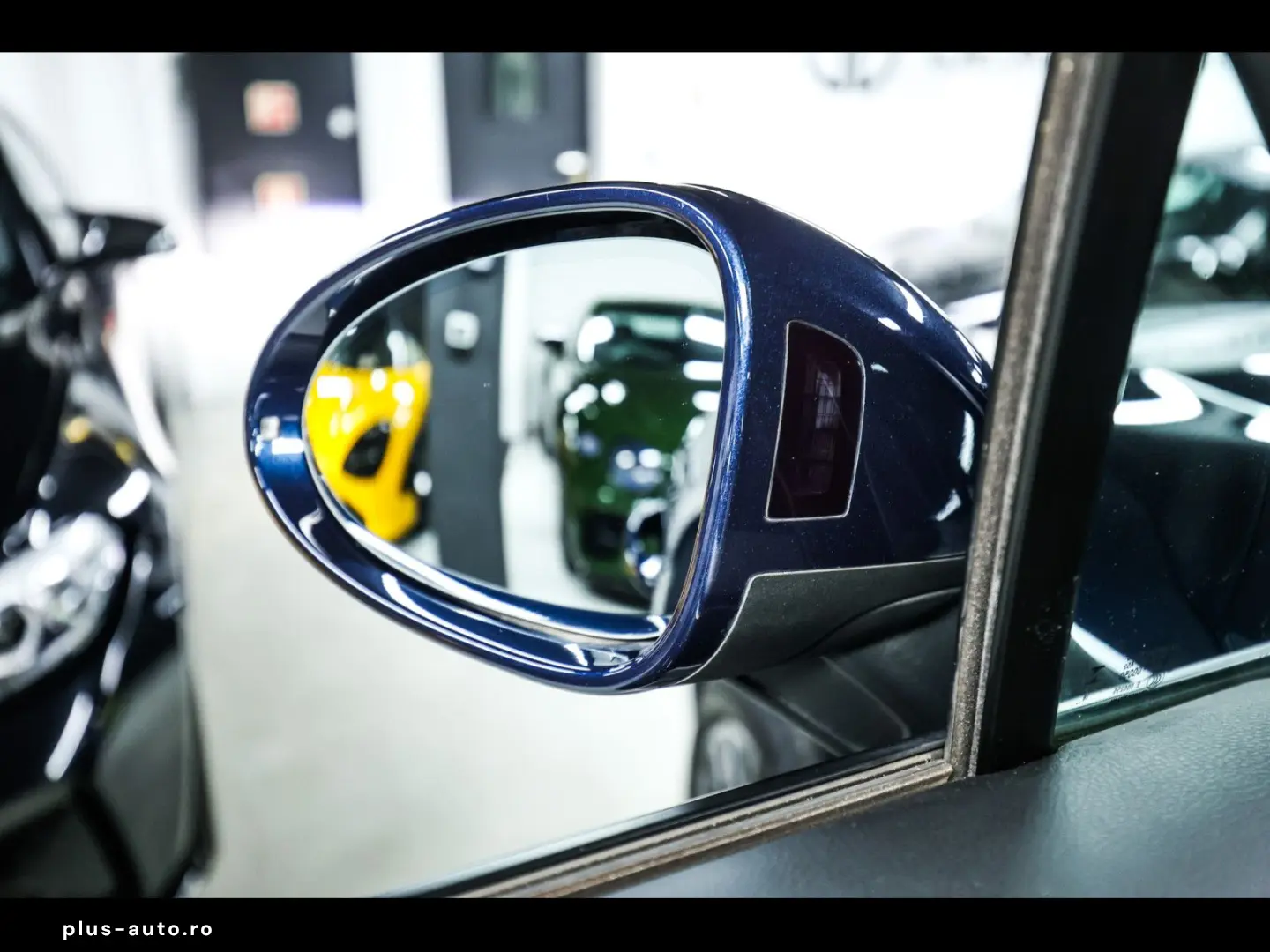 PORSCHE Macan II 2.0 PDK NIGHT BLUE 1 HAND 18W PASM ACC