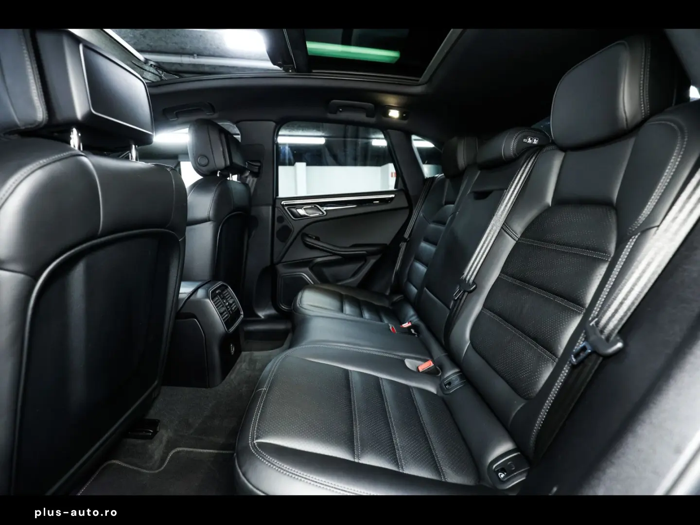 PORSCHE Macan II 2.0 PDK NIGHT BLUE 1 HAND 18W PASM ACC