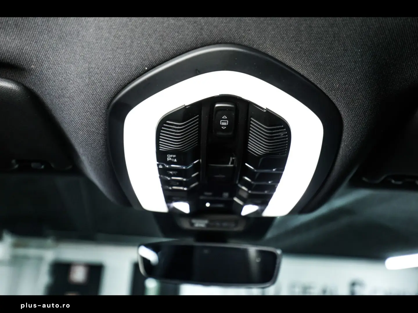 PORSCHE Macan II 2.0 PDK NIGHT BLUE 1 HAND 18W PASM ACC