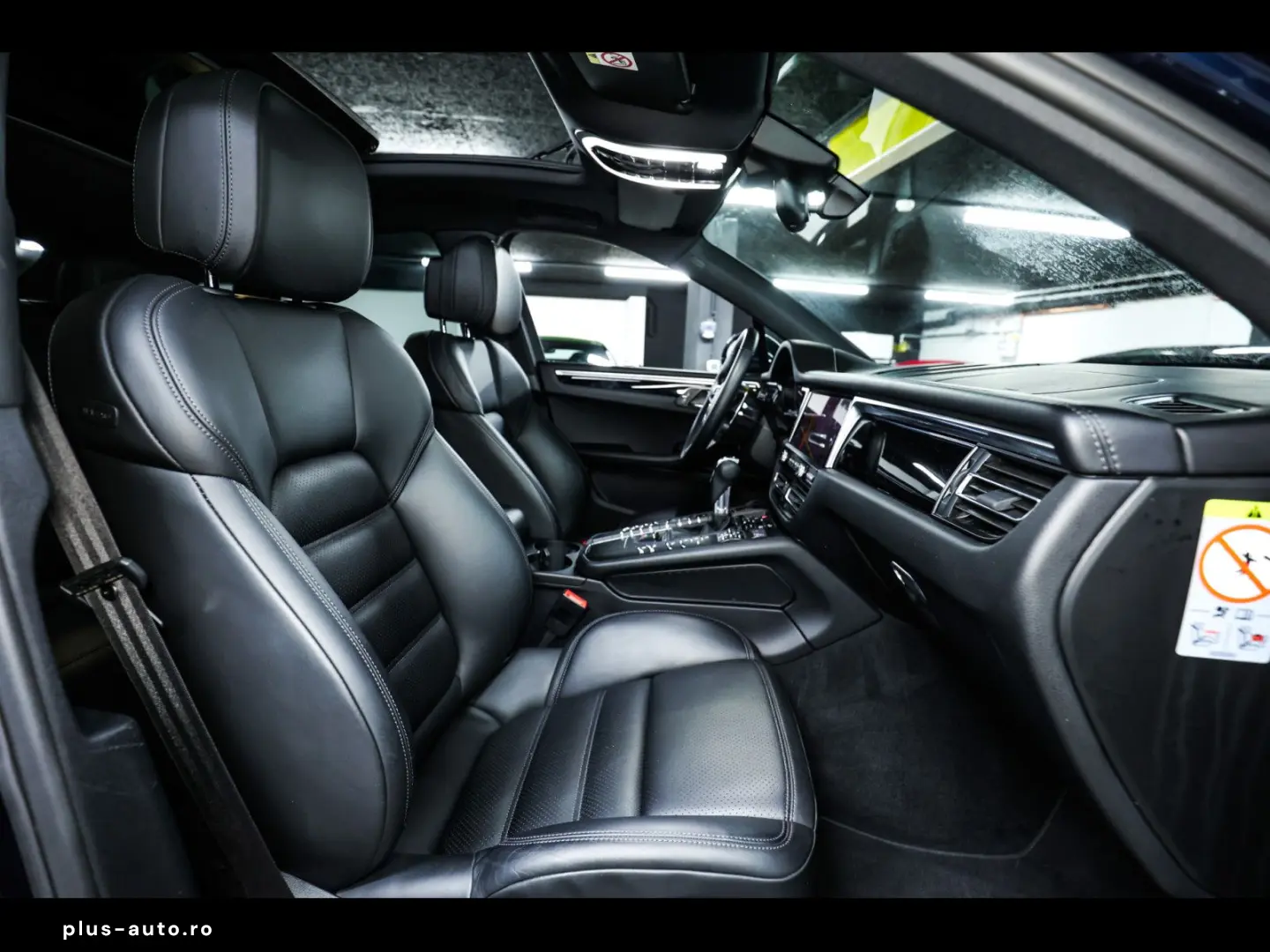 PORSCHE Macan II 2.0 PDK NIGHT BLUE 1 HAND 18W PASM ACC