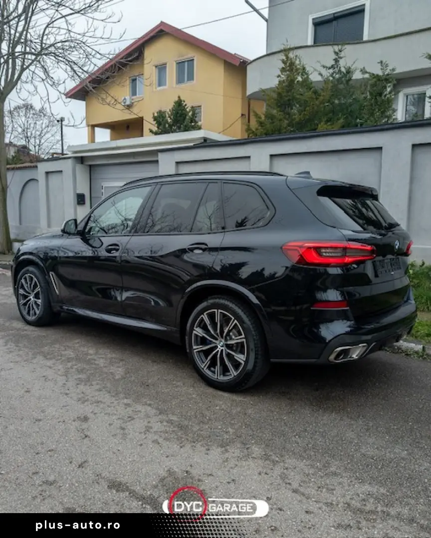 BMW X5 M50