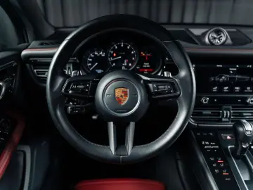 PORSCHE Macan Matrix BOSE Vent Seats 360 Pano