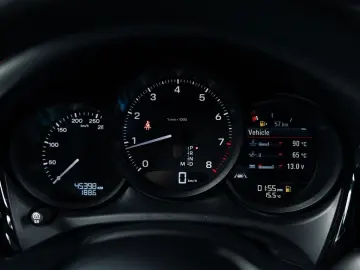 PORSCHE Macan Matrix BOSE Vent Seats 360 Pano