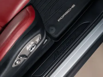 PORSCHE Macan Matrix BOSE Vent Seats 360 Pano