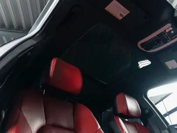 PORSCHE Macan Matrix BOSE Vent Seats 360 Pano