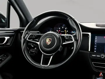 PORSCHE Porsche Macan 2.0 245cv PDK Tetto Apr.