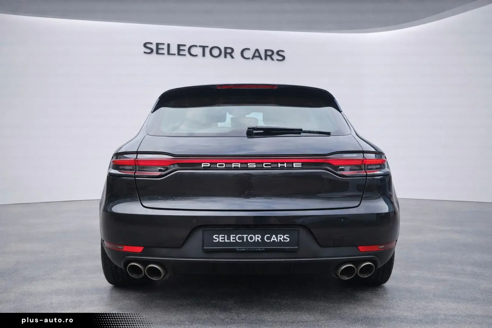 PORSCHE Macan S Approved 10 26 Pano AHK SHZ 8Fach MY2020