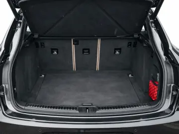 PORSCHE Macan S Approved 10 26 Pano AHK SHZ 8Fach MY2020