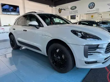 PORSCHE Porsche Macan