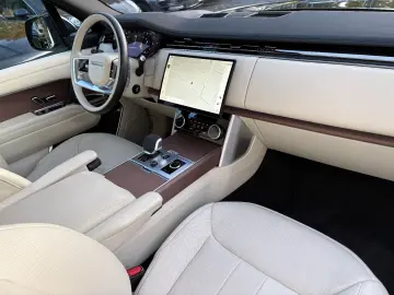 LAND ROVER Range Rover HSE