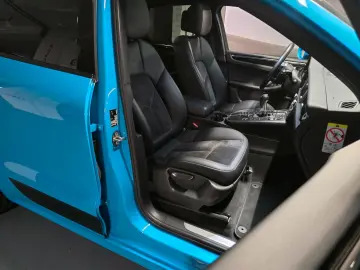 PORSCHE Macan S SportDesignPa Luftfe Pano ALU21  Kam360