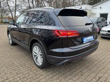 VW Touareg 3.0 V6 TSI 4Motion LED Navi Kamera