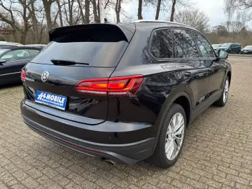 VW Touareg 3.0 V6 TSI 4Motion LED Navi Kamera