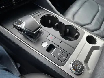 VW Touareg 3.0 V6 TSI 4Motion LED Navi Kamera