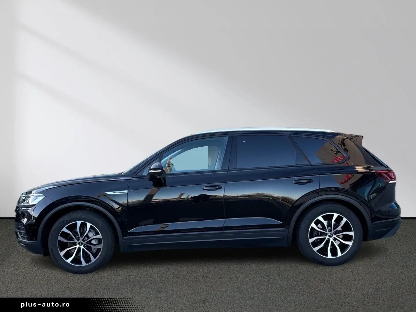 VW Touareg 3.0 TDI DSG V6 4Motion CarPlay LED AHK