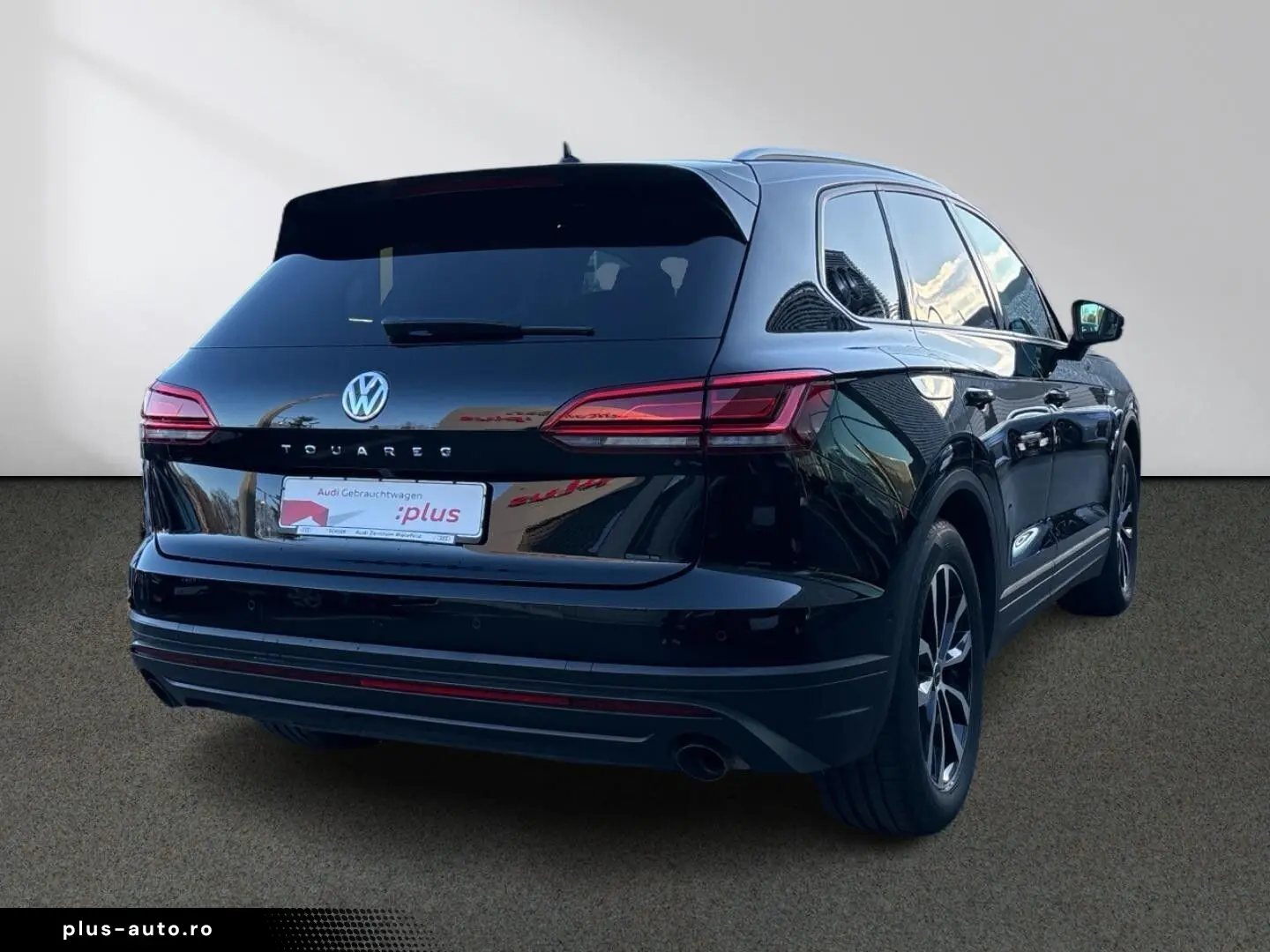 VW Touareg 3.0 TDI DSG V6 4Motion CarPlay LED AHK