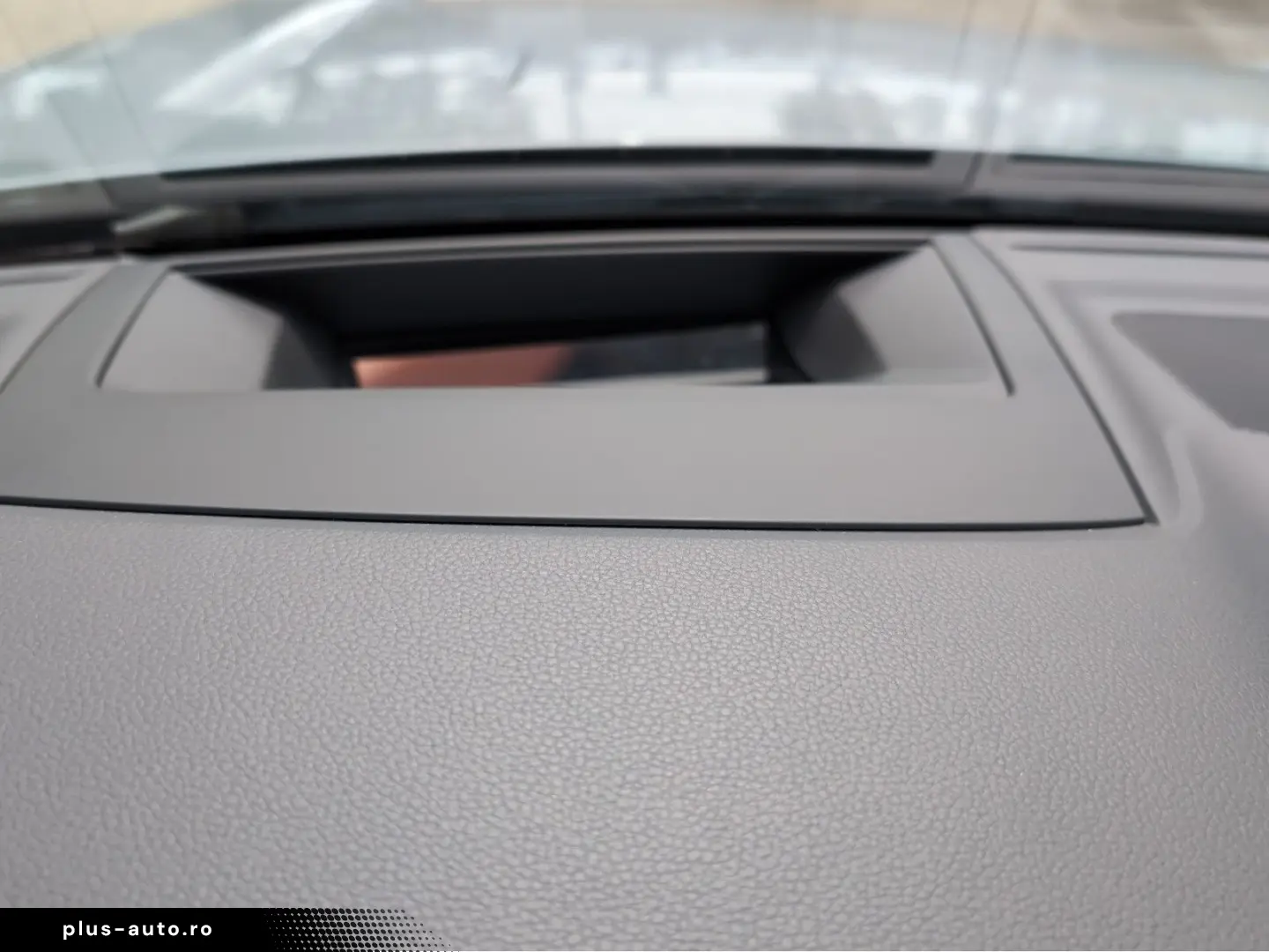 VW Touareg Atmosphere 4M LED HUD StHz eAHK ACC Luft