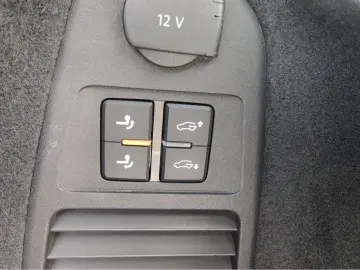 VW Touareg Atmosphere 4M LED HUD StHz eAHK ACC Luft