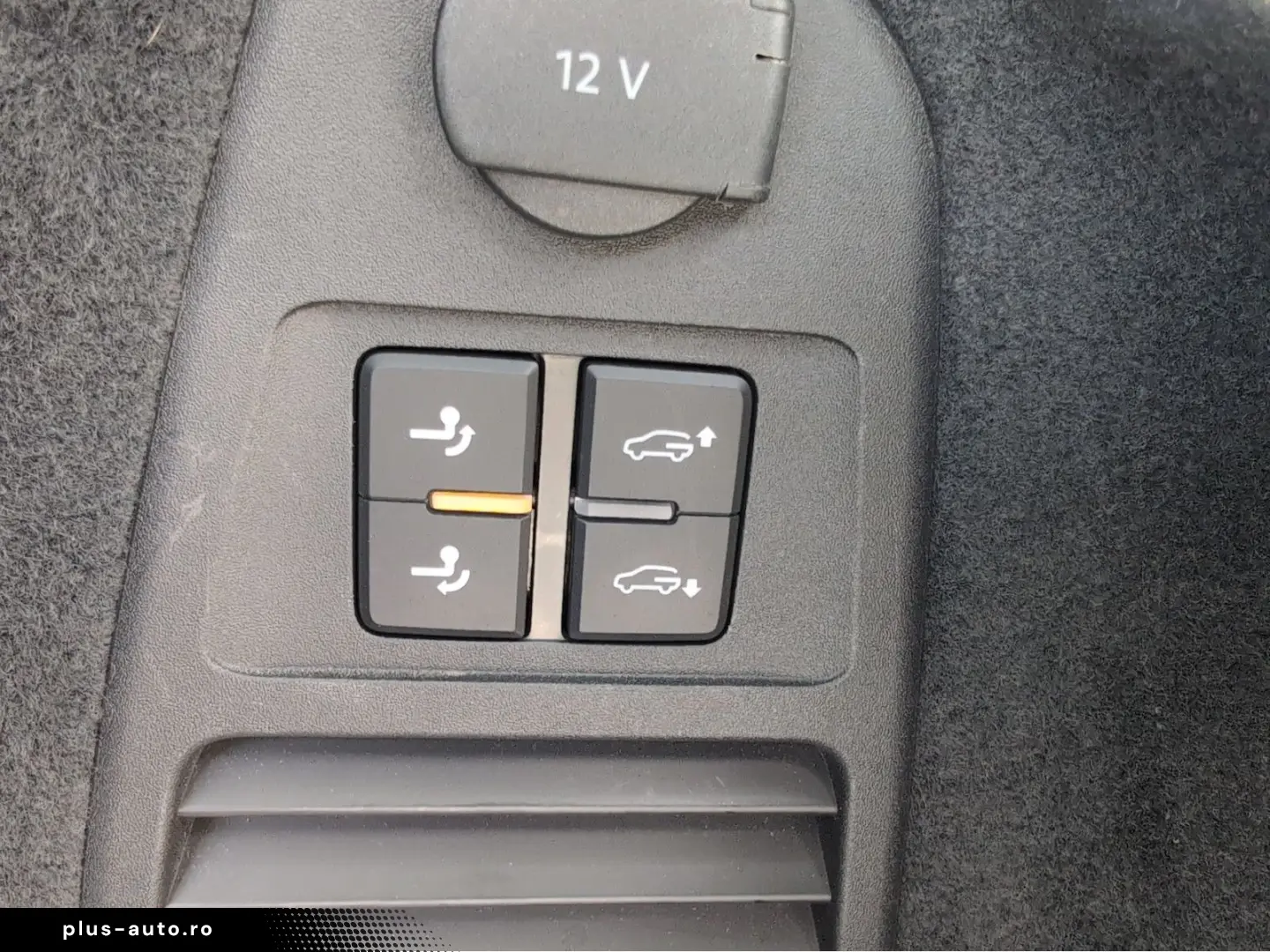 VW Touareg Atmosphere 4M LED HUD StHz eAHK ACC Luft